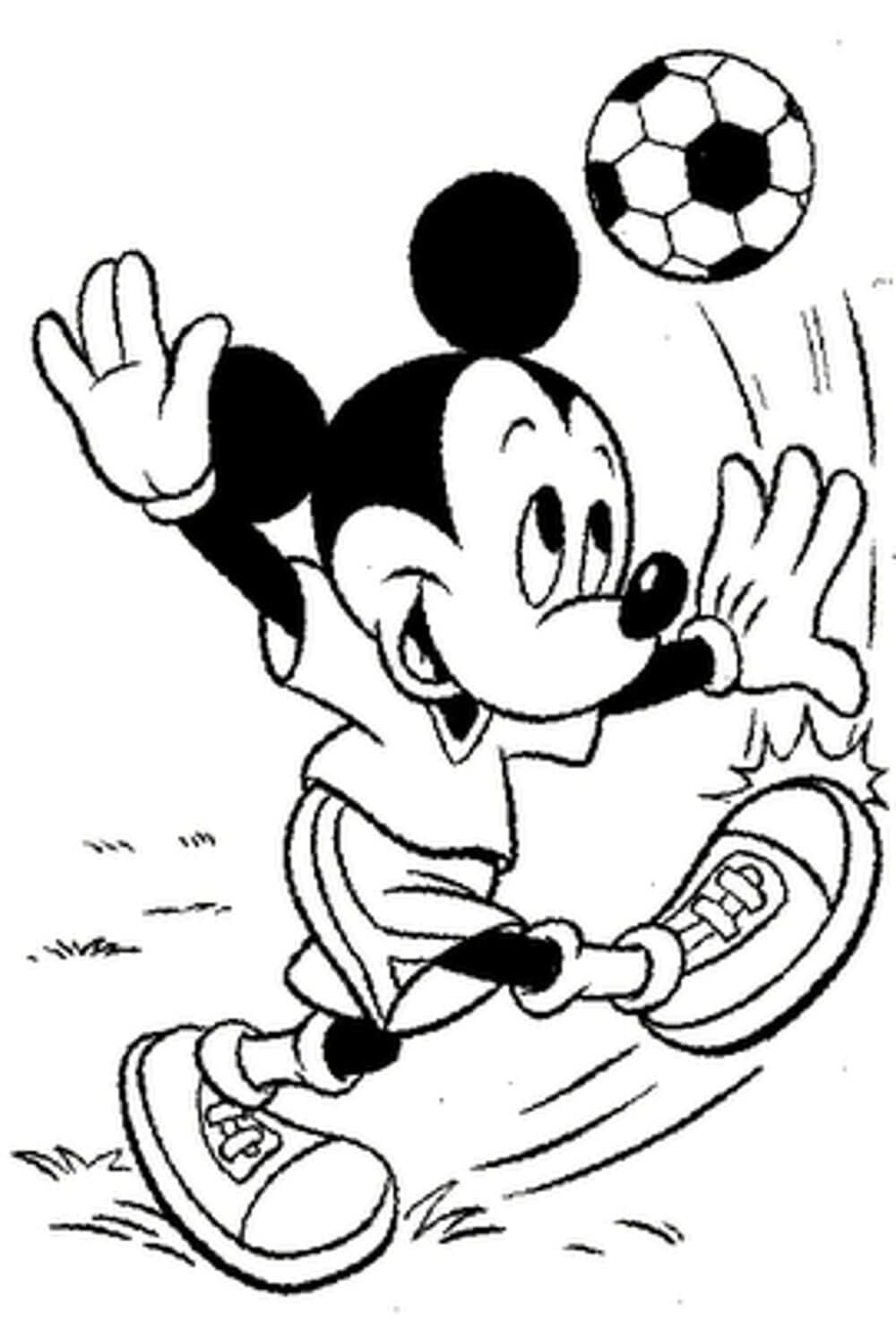 Mickey Mouse Bermain Sepak Bola
